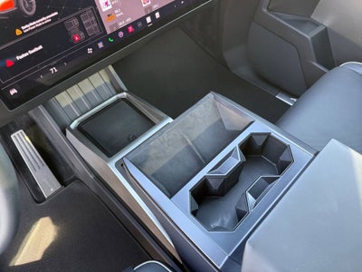 2025 Tesla Cybertruck Base