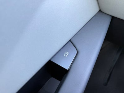 2025 Tesla Cybertruck Base