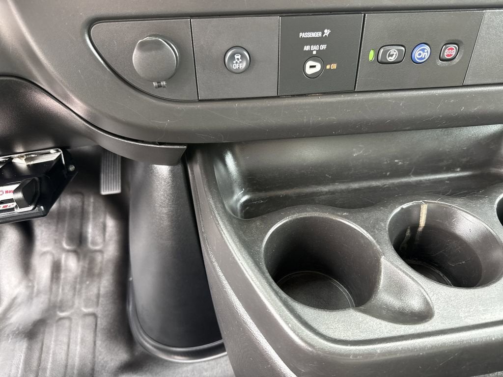 2020 GMC Savana Cutaway 4500 Base