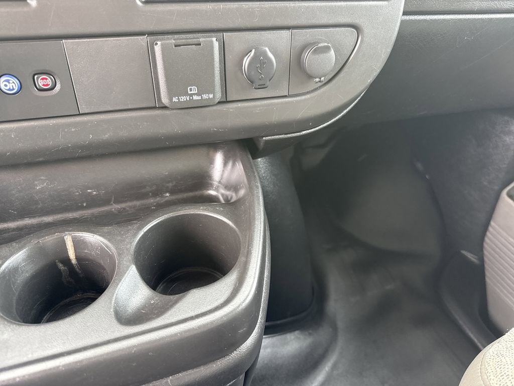 2020 GMC Savana Cutaway 4500 Base