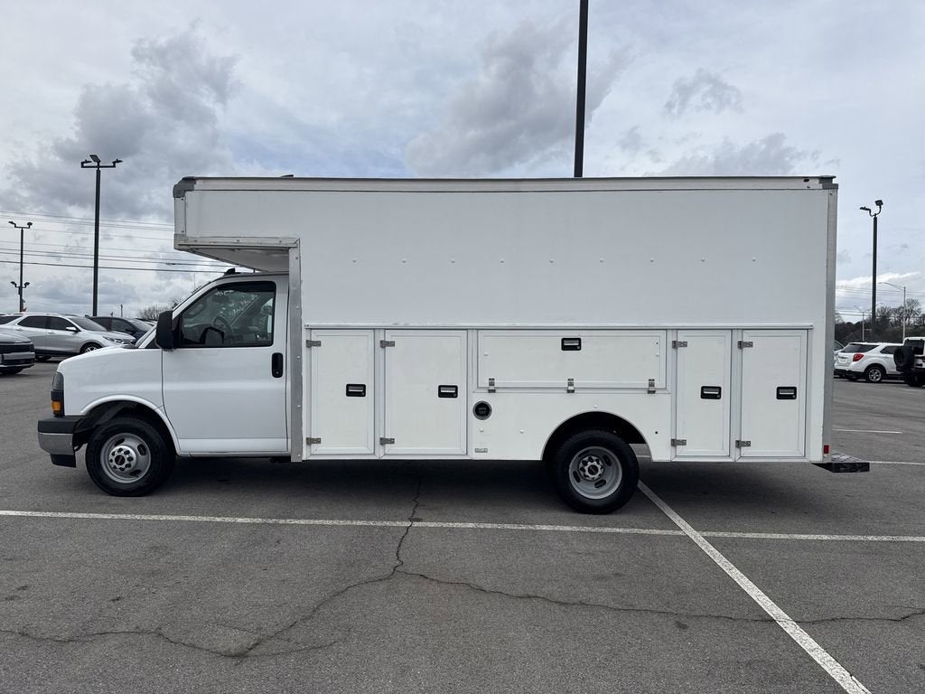 2020 GMC Savana Cutaway 4500 Base