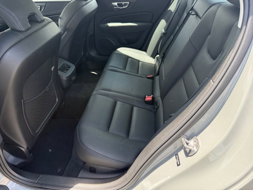 2024 Volvo S60 Plus Dark Theme