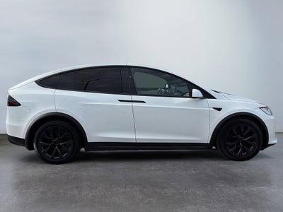 2022 Tesla Model X Base