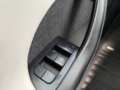 2022 Tesla Model X Base