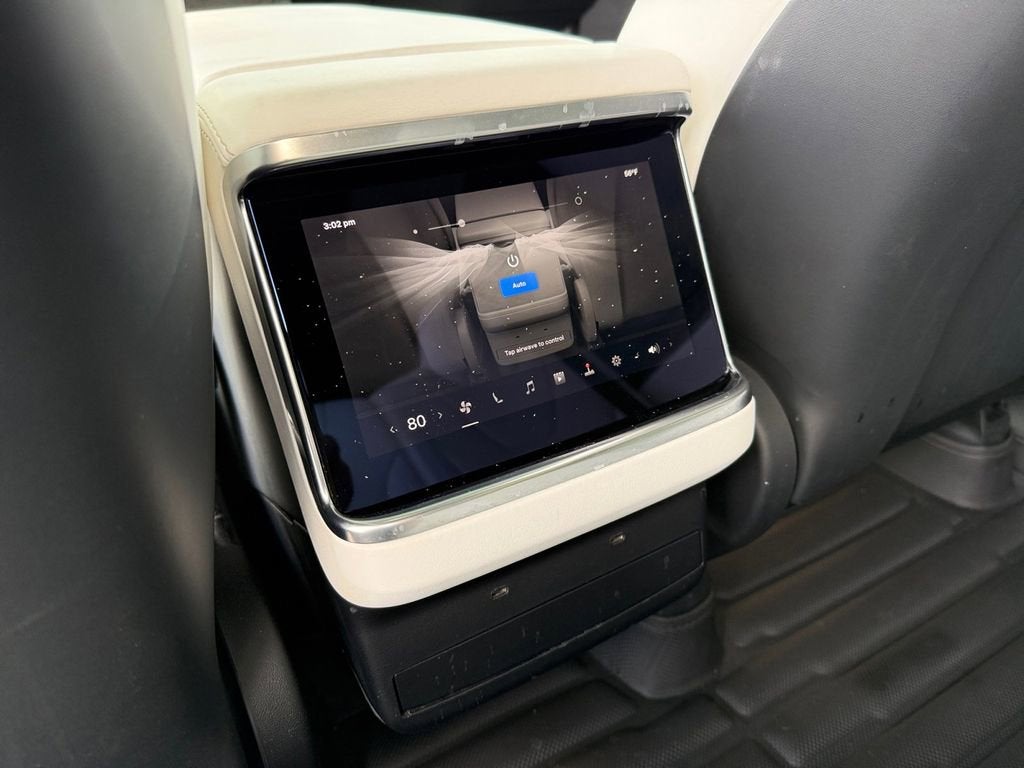 2022 Tesla Model X Base