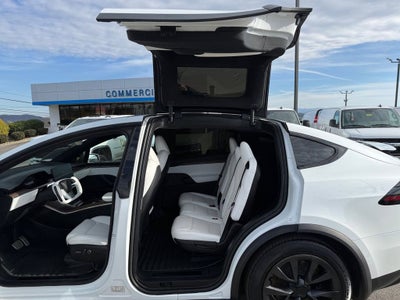 2022 Tesla Model X Base