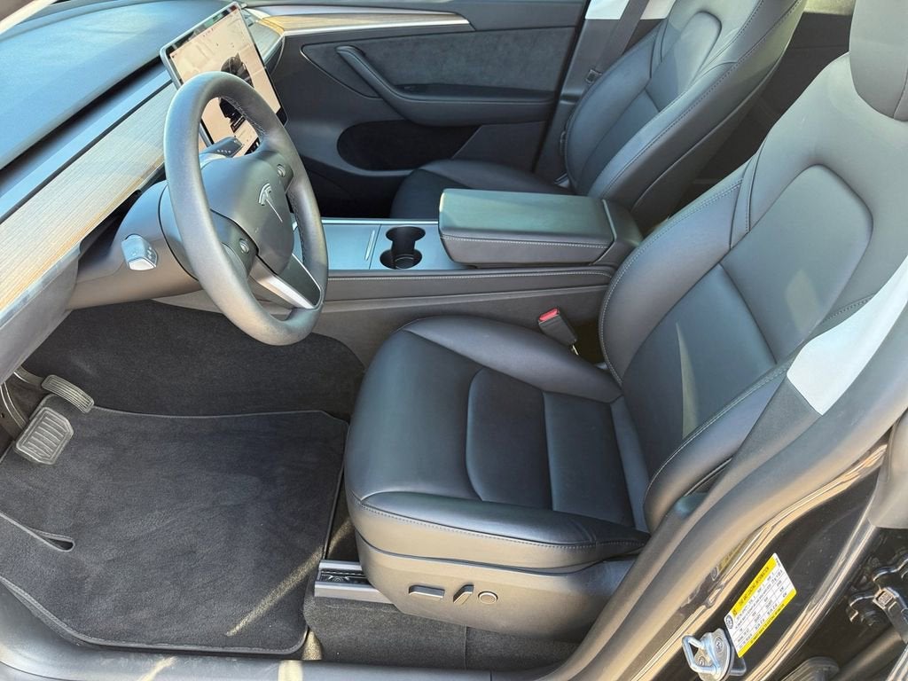 2024 Tesla Model Y Base