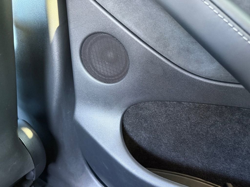 2024 Tesla Model Y Base