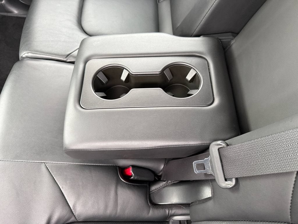 2022 Nissan Armada SL