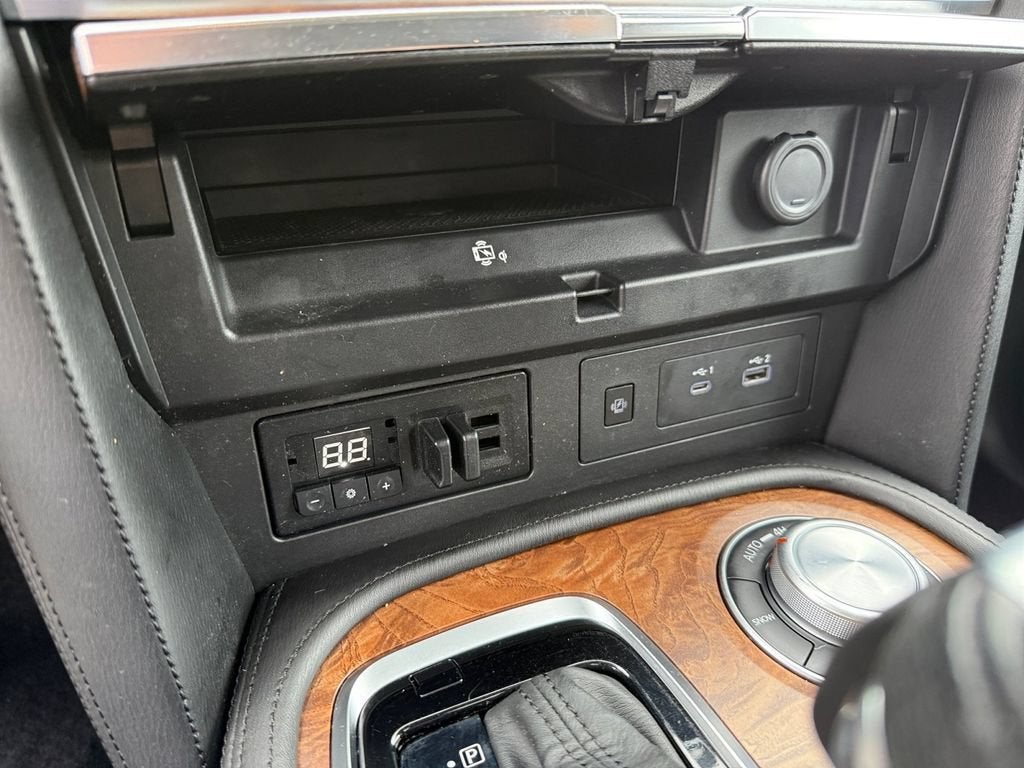 2022 Nissan Armada SL