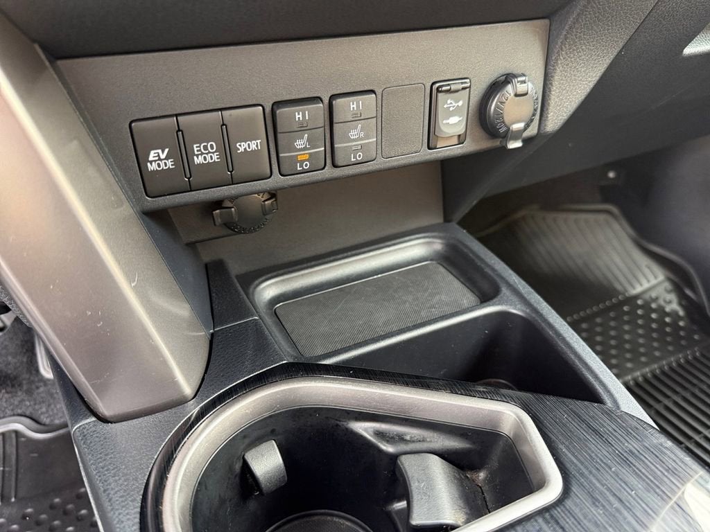 2017 Toyota RAV4 Hybrid Limited