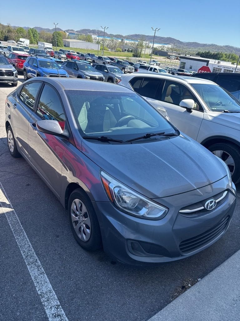 2017 Hyundai Accent SE