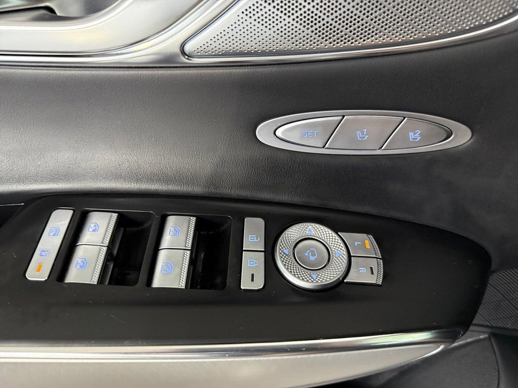 2022 Genesis GV70 2.5T