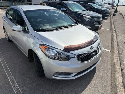 2016 Kia Forte 5-Door LX