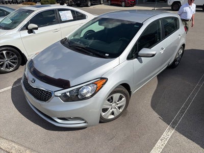 2016 Kia Forte 5-Door LX