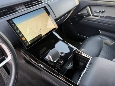 2025 Land Rover Range Rover Sport SE
