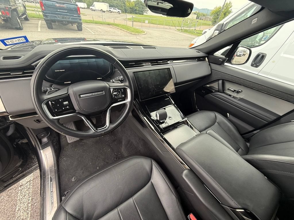 2025 Land Rover Range Rover Sport SE