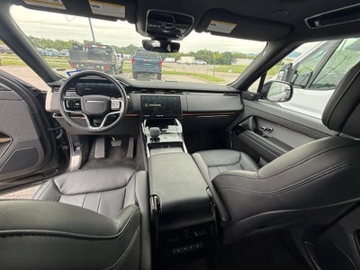 2025 Land Rover Range Rover Sport SE
