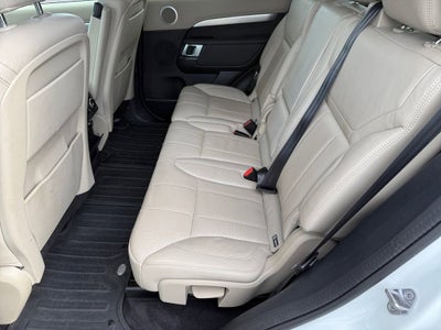 2020 Land Rover Discovery Landmark Edition