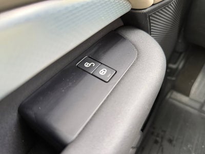 2020 Land Rover Discovery Landmark Edition