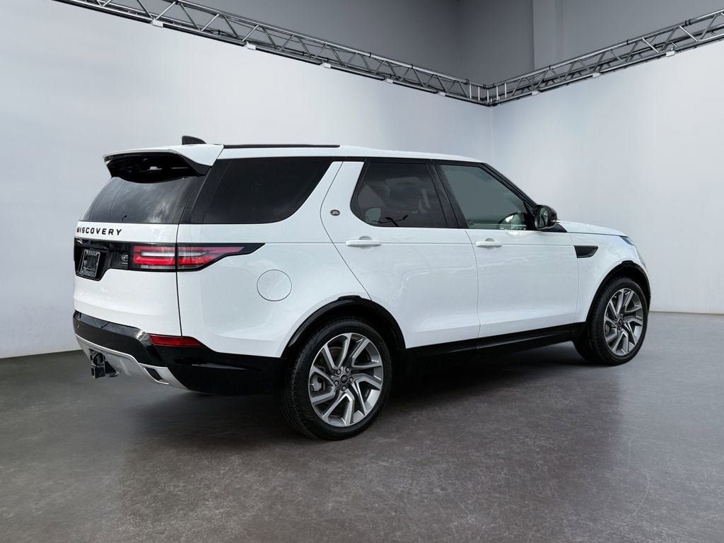 2020 Land Rover Discovery Landmark Edition