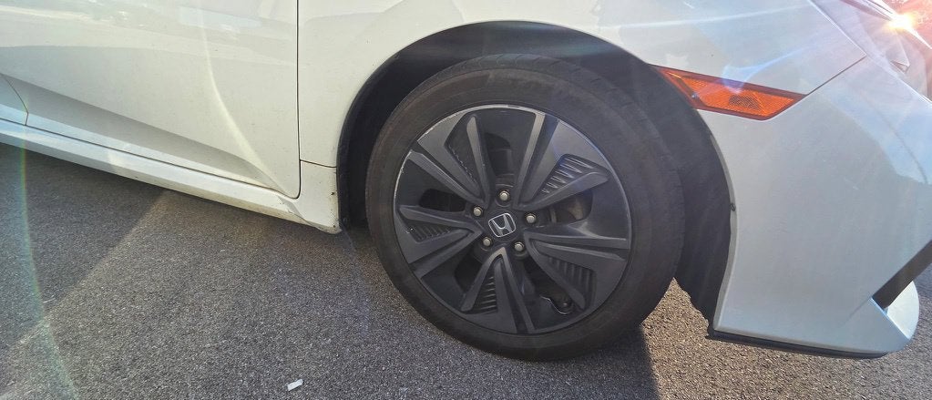 2017 Honda Civic Hatchback EX-L Navi