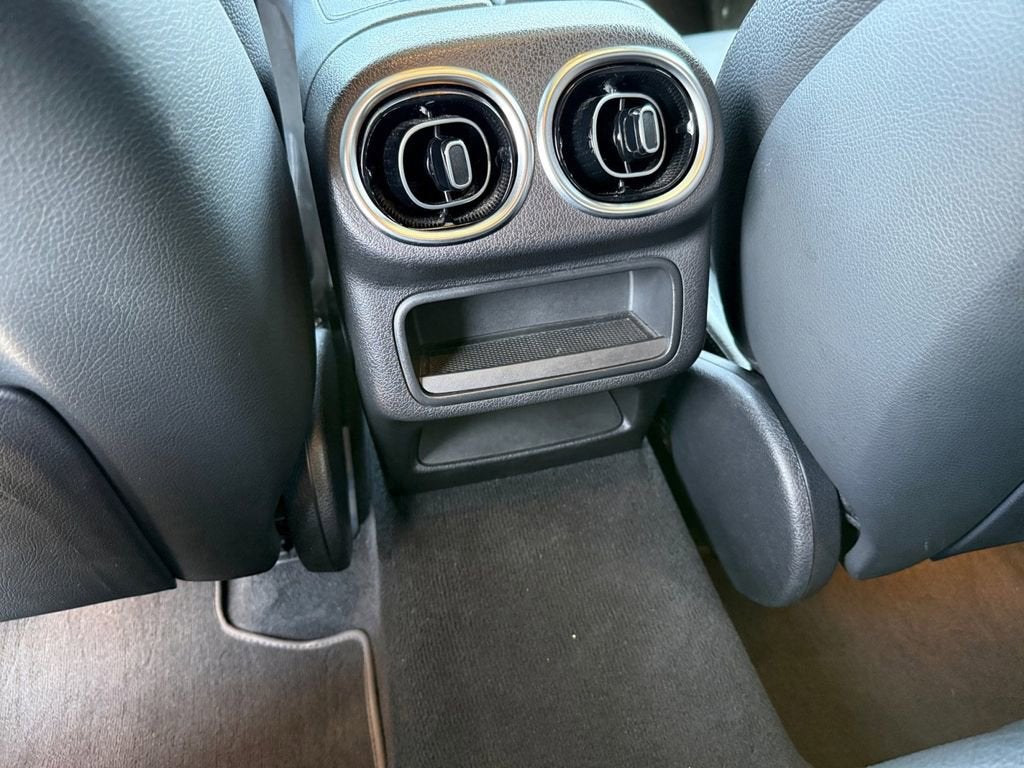 2024 Mercedes-Benz GLC GLC 300