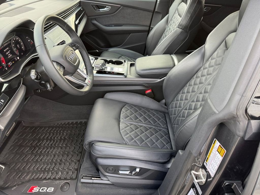 2024 Audi SQ8 Premium Plus