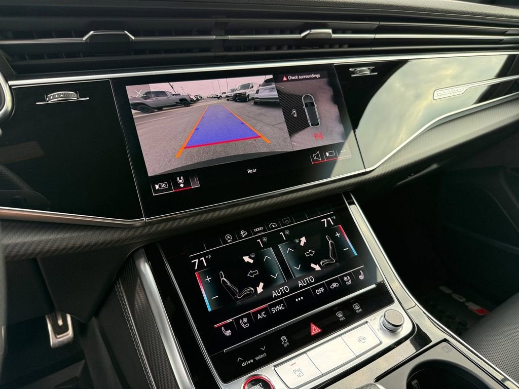 2024 Audi SQ8 Premium Plus