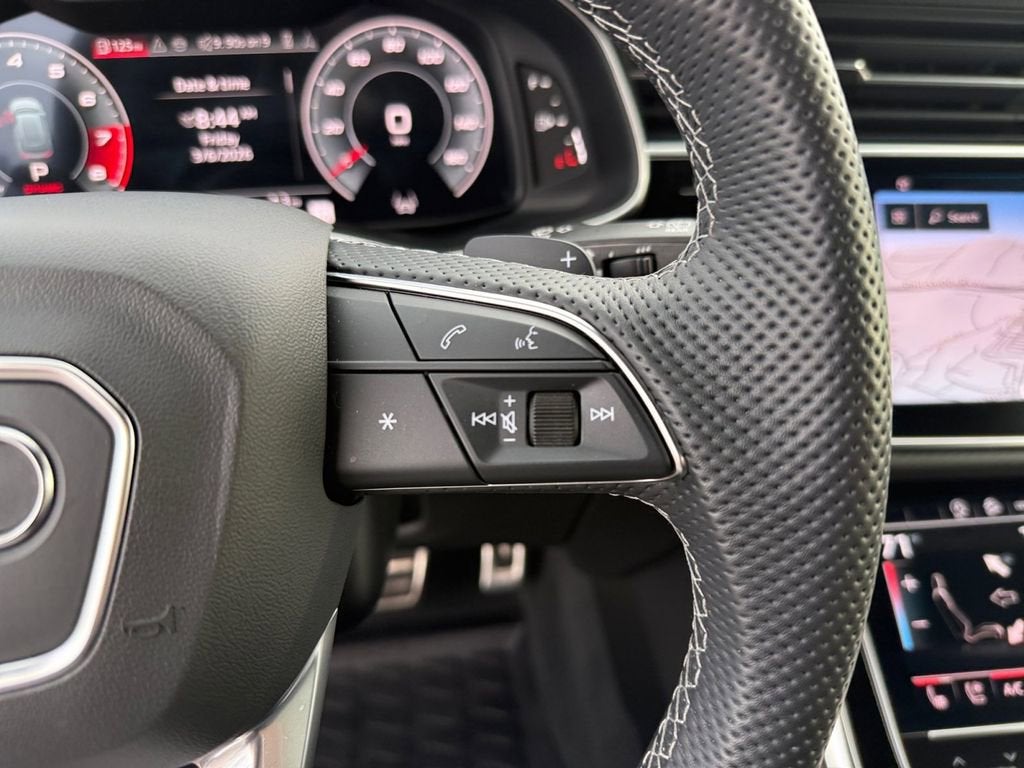 2024 Audi SQ8 Premium Plus