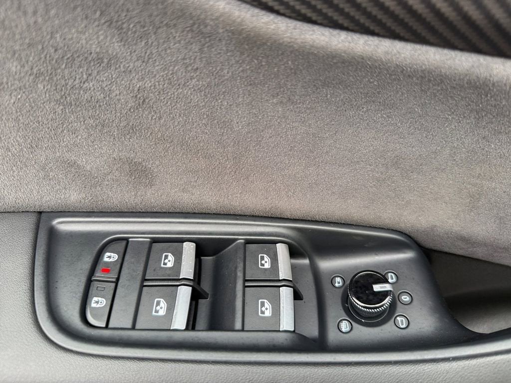 2024 Audi SQ8 Premium Plus