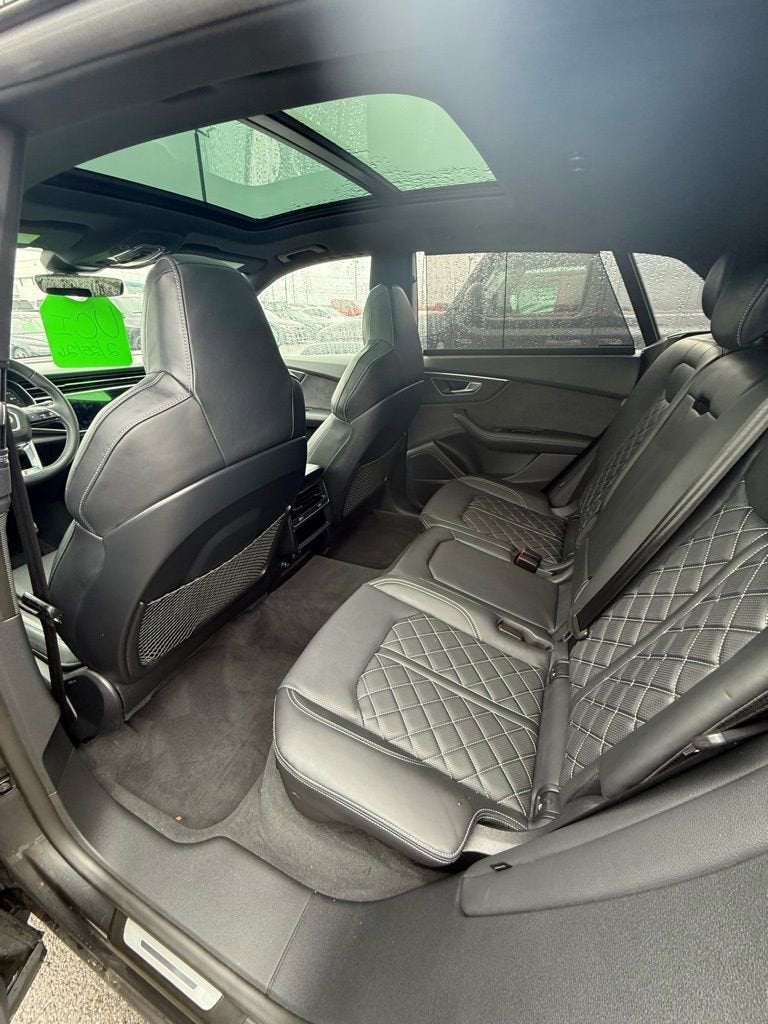 2024 Audi SQ8 Premium Plus