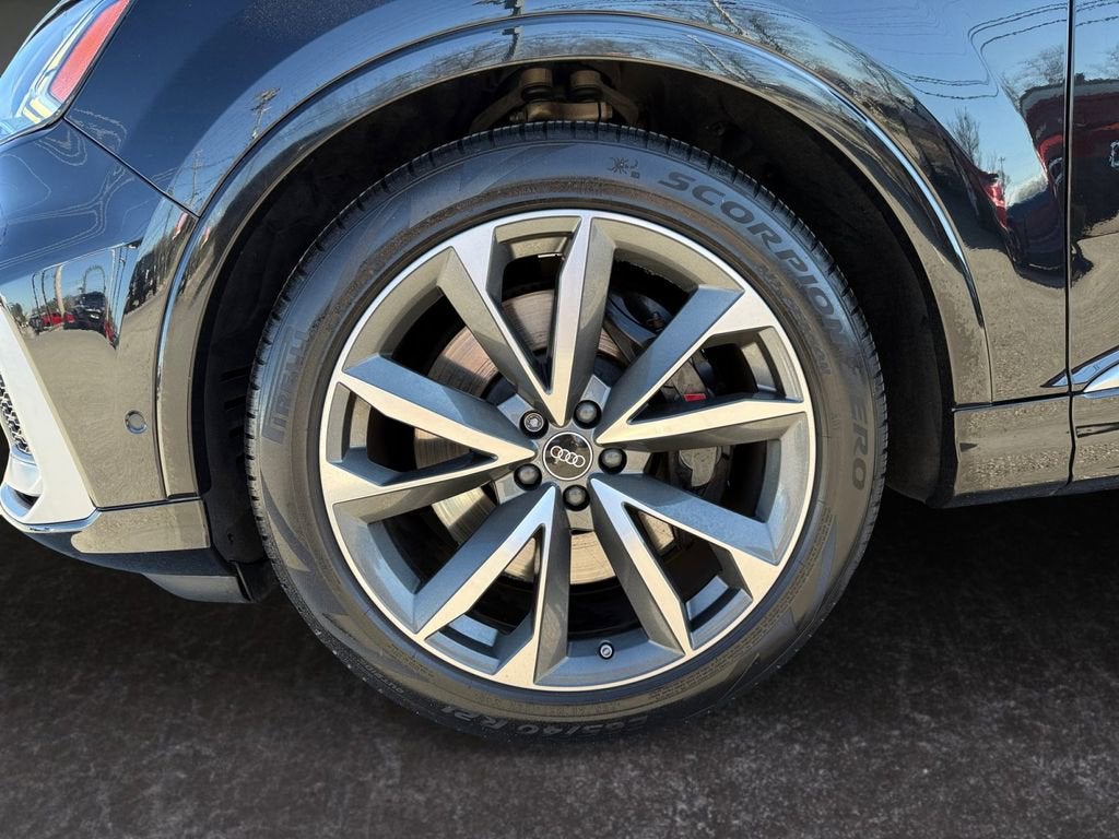 2022 Audi SQ7 Prestige