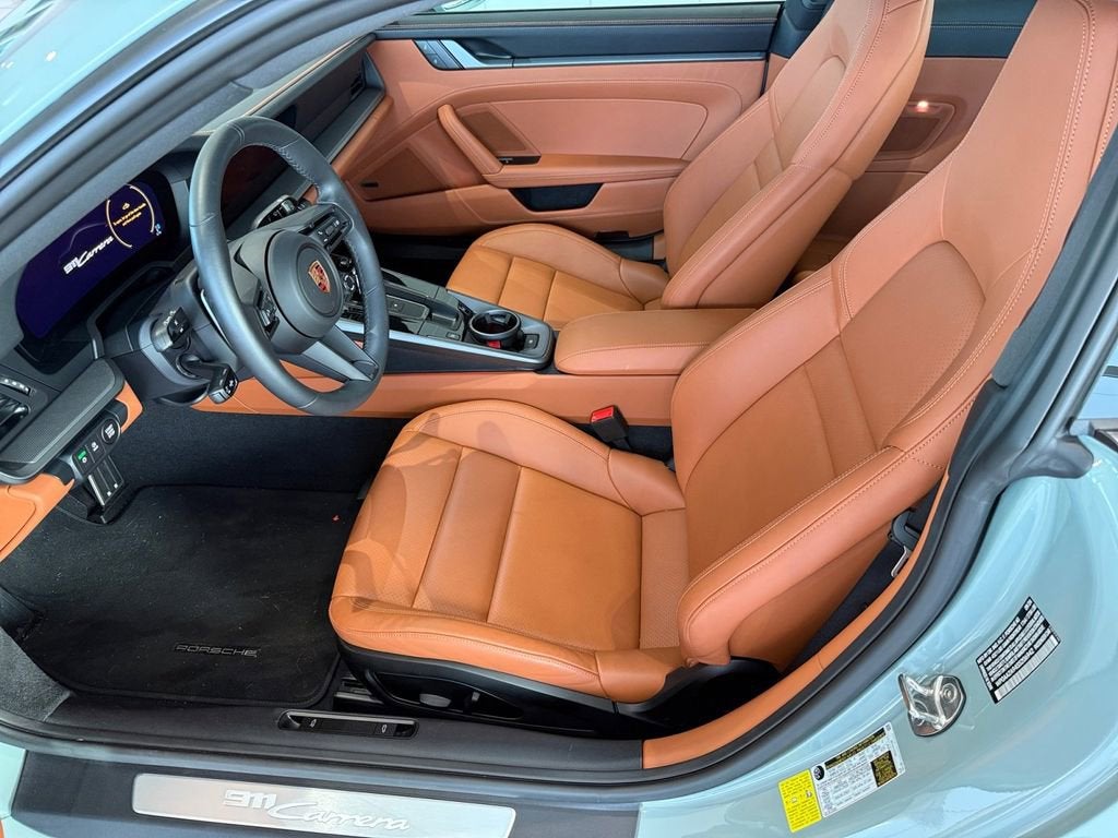 2025 Porsche 911 Carrera