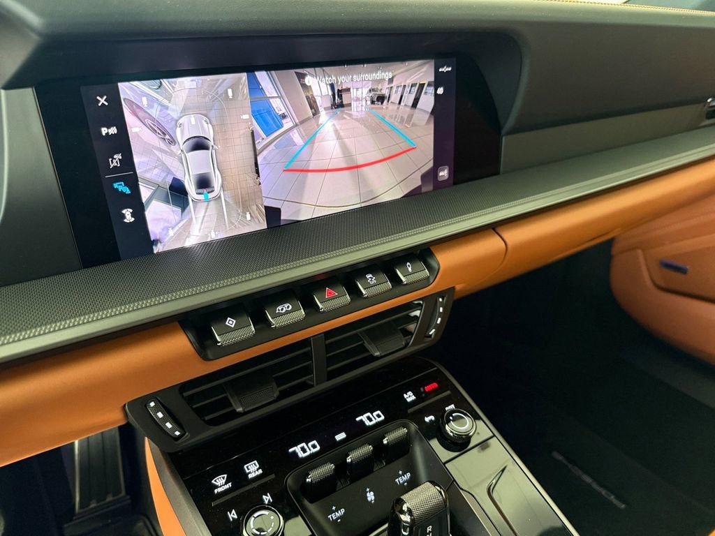 2025 Porsche 911 Carrera