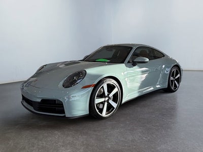 2025 Porsche 911 Carrera