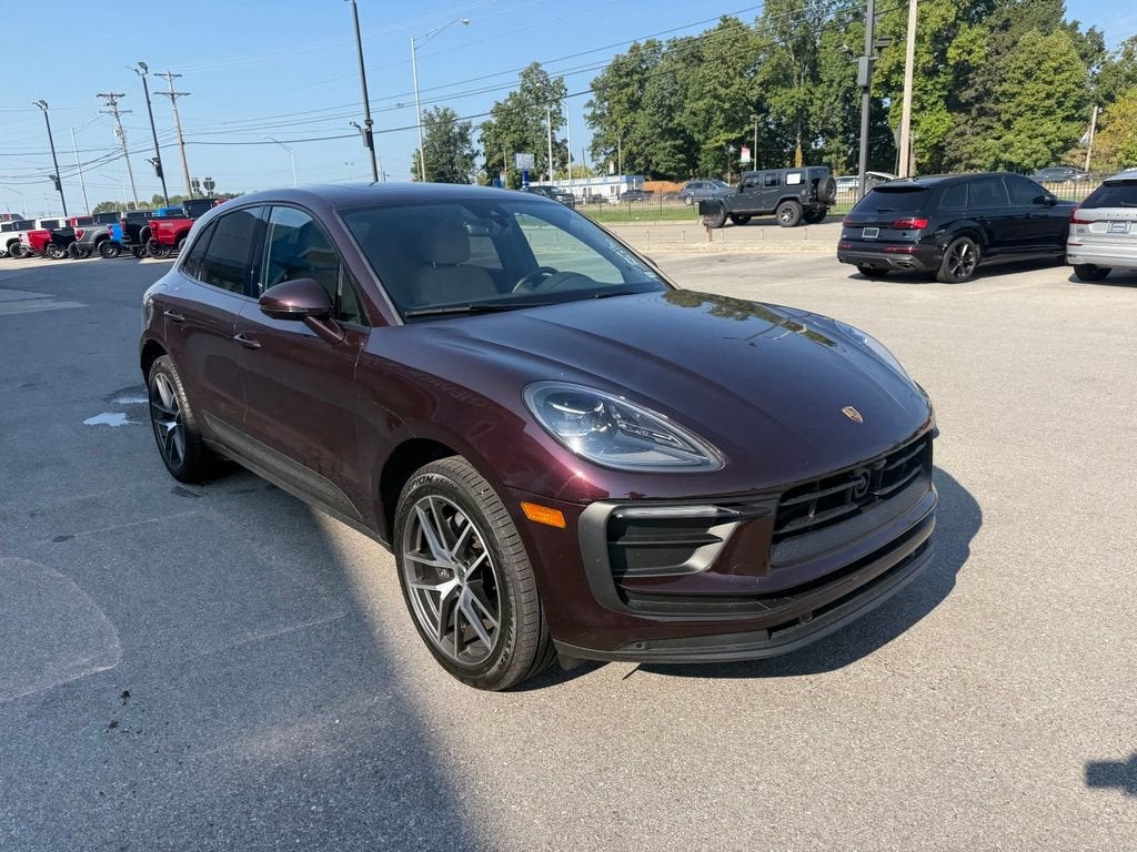 2024 Porsche Macan Base