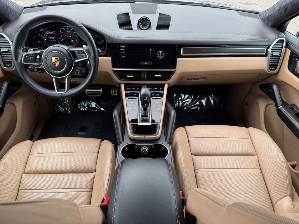 2023 Porsche Cayenne GTS