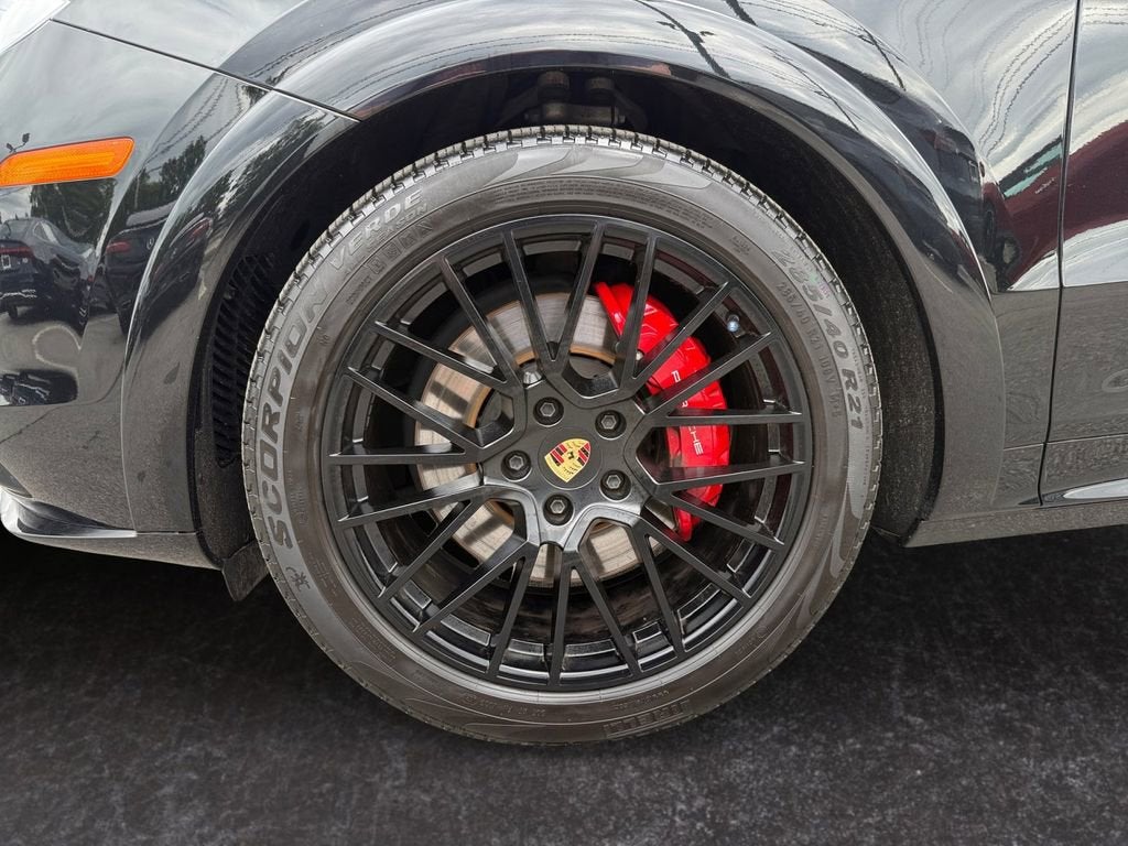 2023 Porsche Cayenne GTS