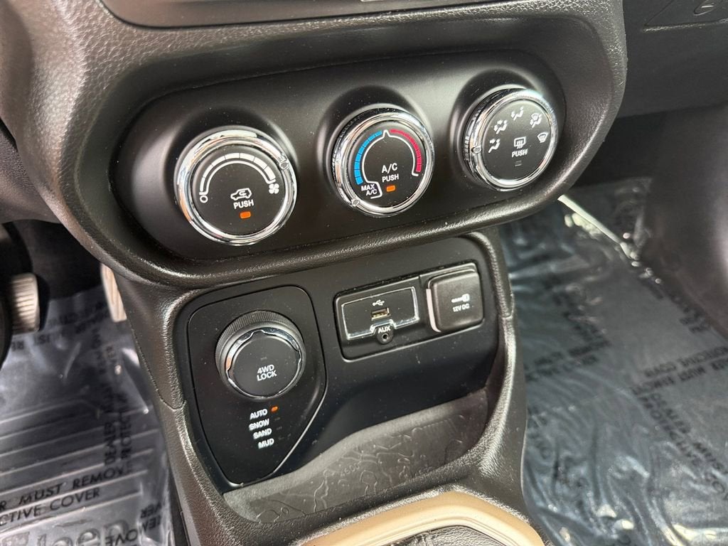 2016 Jeep Renegade 75th Anniversary