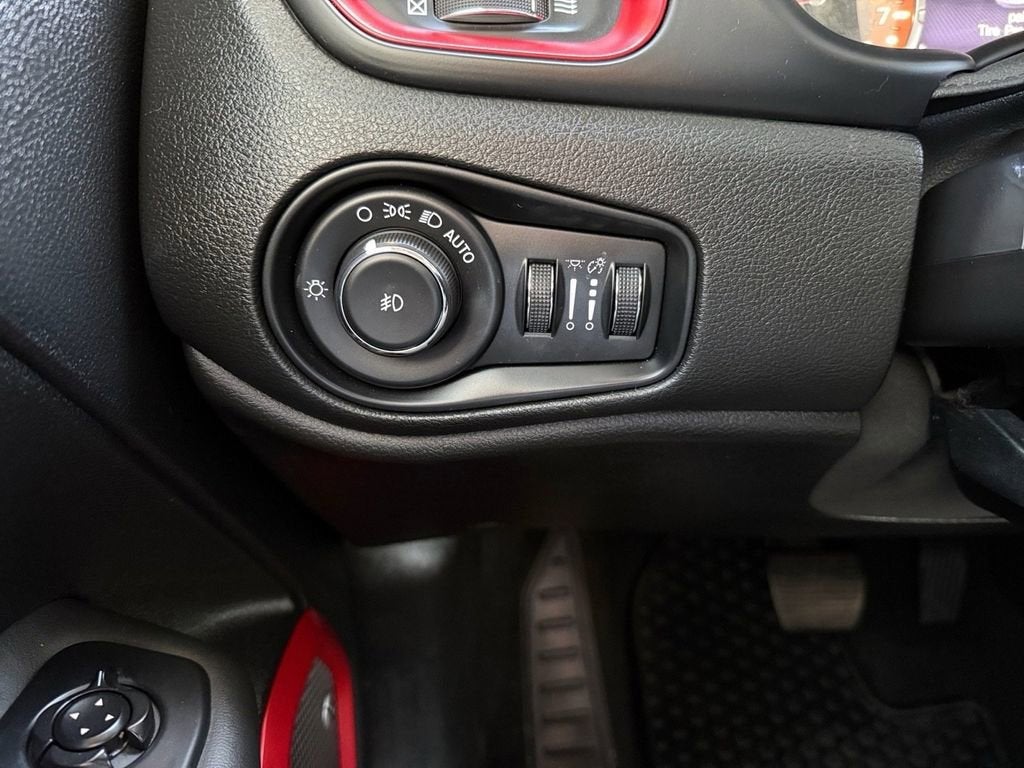 2017 Jeep Renegade Trailhawk